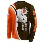 personalized-cleveland-browns-peeking-snoopy-brown-hoodie-best-selling