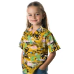wolverhampton-wanderers-hawaiian-shirt-flamingo-retreat-old-gold-best-selling.webp