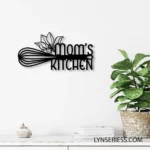 Home Decor Metal Sign Personalized Mom8217s Kitchen 1